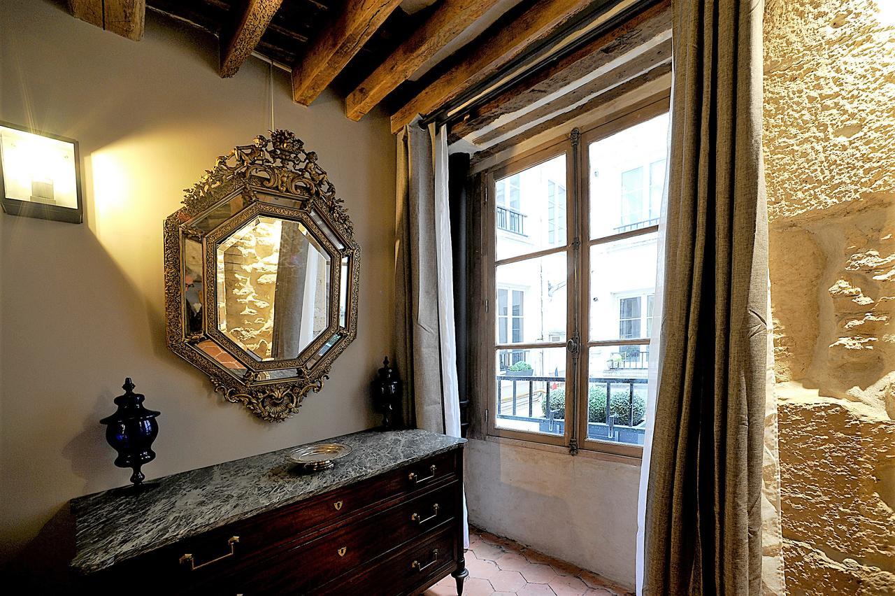 Beautiful Apartment In Historical Marais París Exterior foto