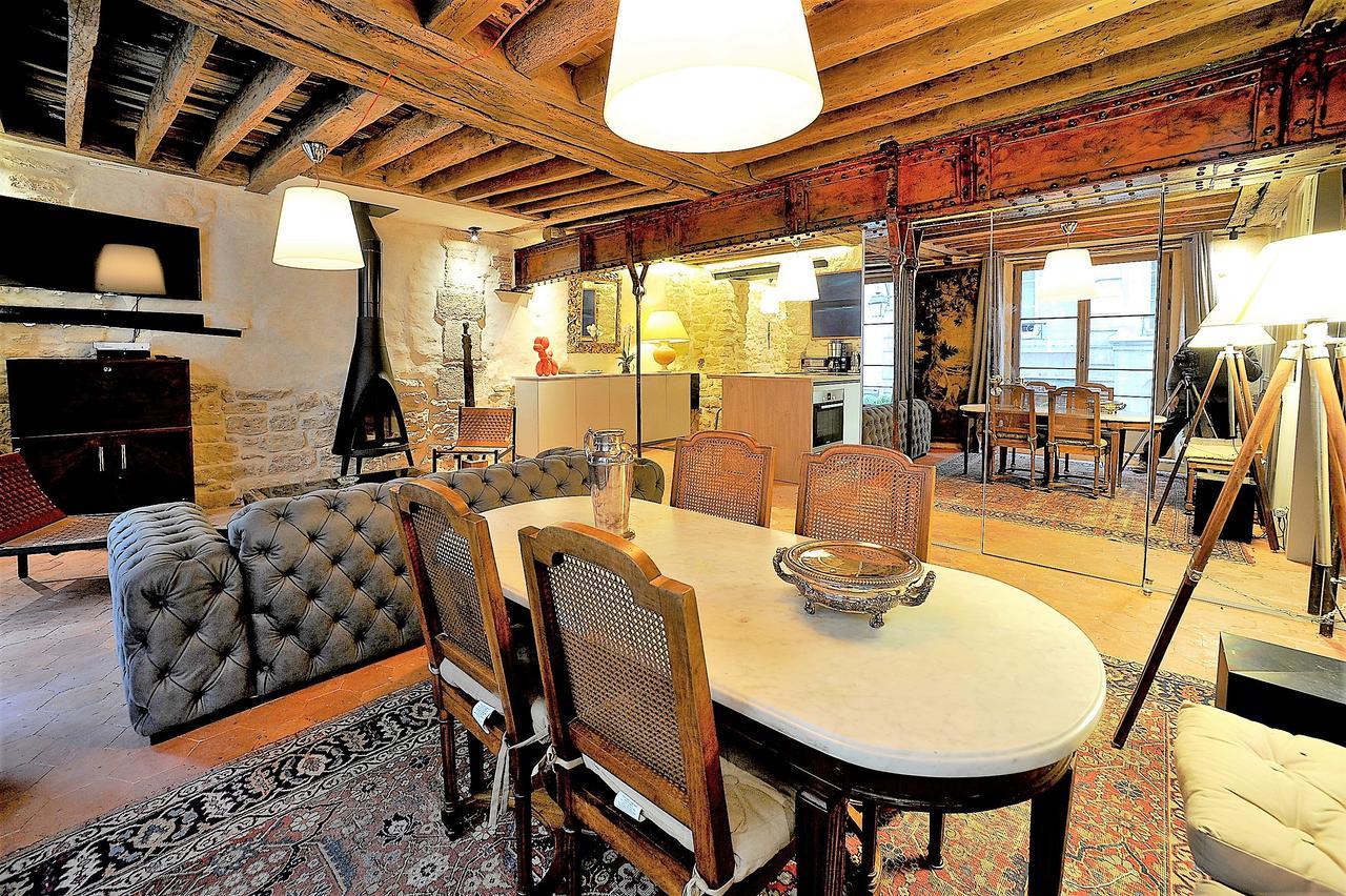 Beautiful Apartment In Historical Marais París Exterior foto