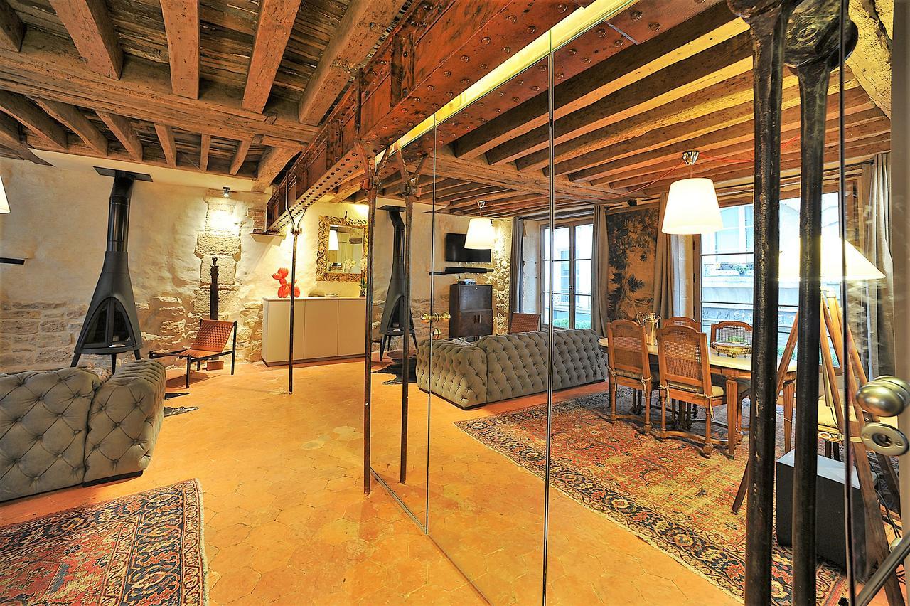 Beautiful Apartment In Historical Marais París Exterior foto